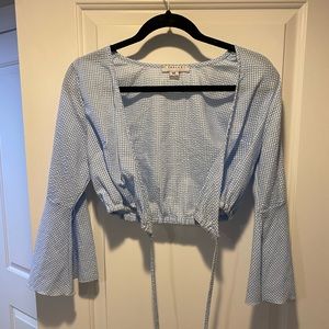 Criss cross tie up front crop top with bell sleeve